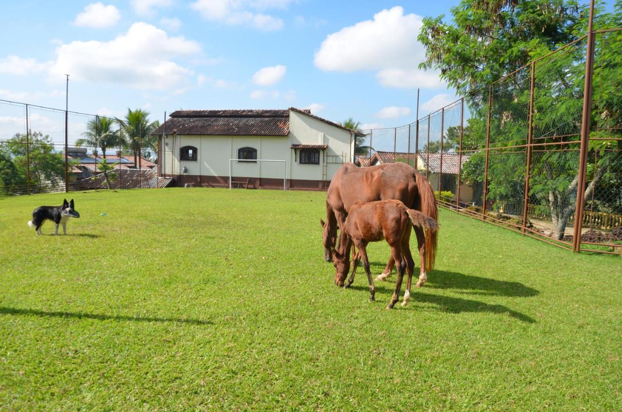 Pousada Nossa Senhora Penedo  Zewnętrze zdjęcie A horse farm in the city